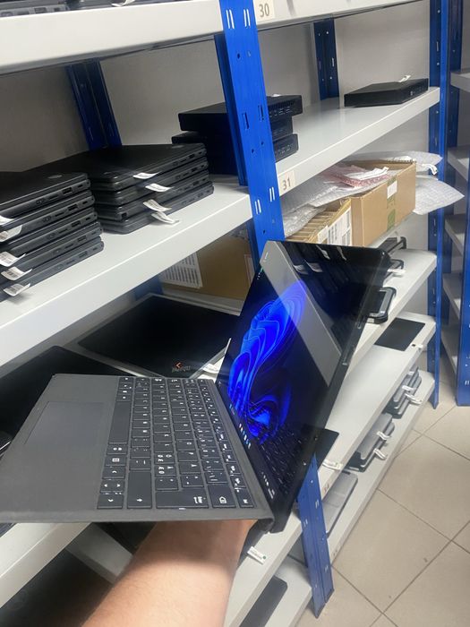 Microsoft Surface Pro 7 i7-1065G7 16GB RAM 256GB SSD 12.3” 2K touchscreen Win11 | AmigoTech |