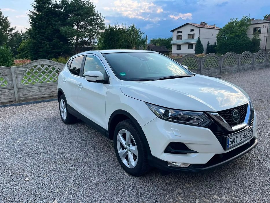 Nissan Qashqai 1.3 DIG-T Benzyna Klimatroni Kamera Cofania Nawigacja Serwis