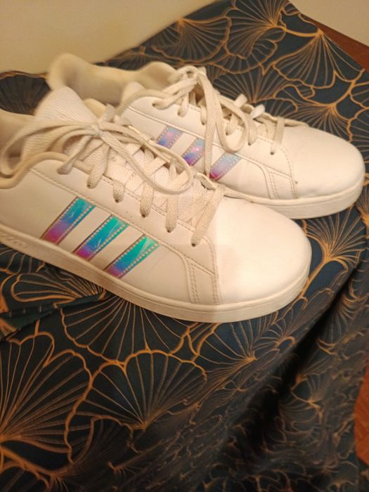 Sapatilhas da Adidas.tam.38.5.em bom estado.