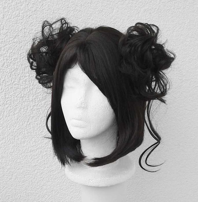 Brązowa krótka peruka prostą grzywką kitkami gothic lolita cosplay wig