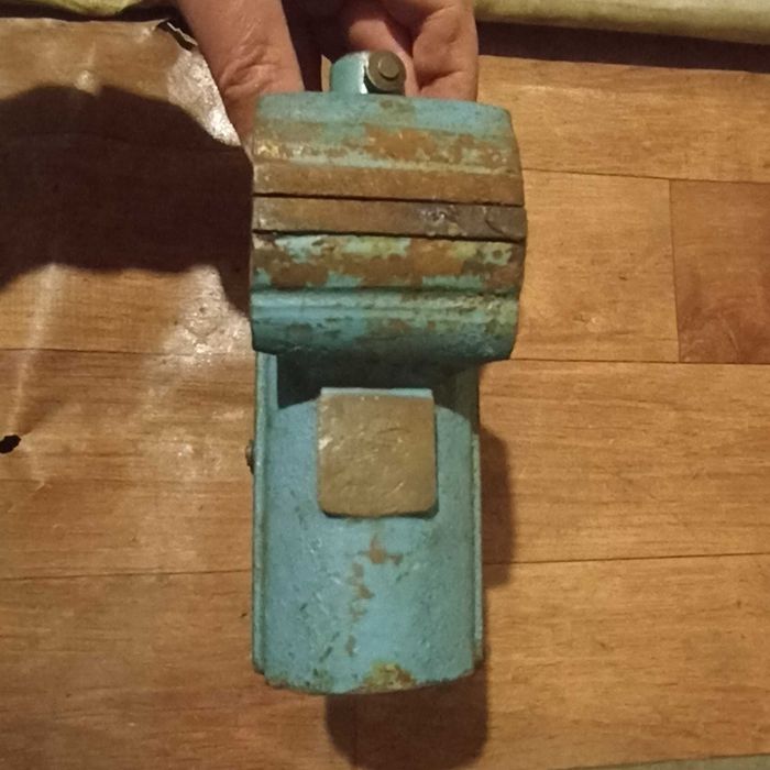 Stare solidne imadło