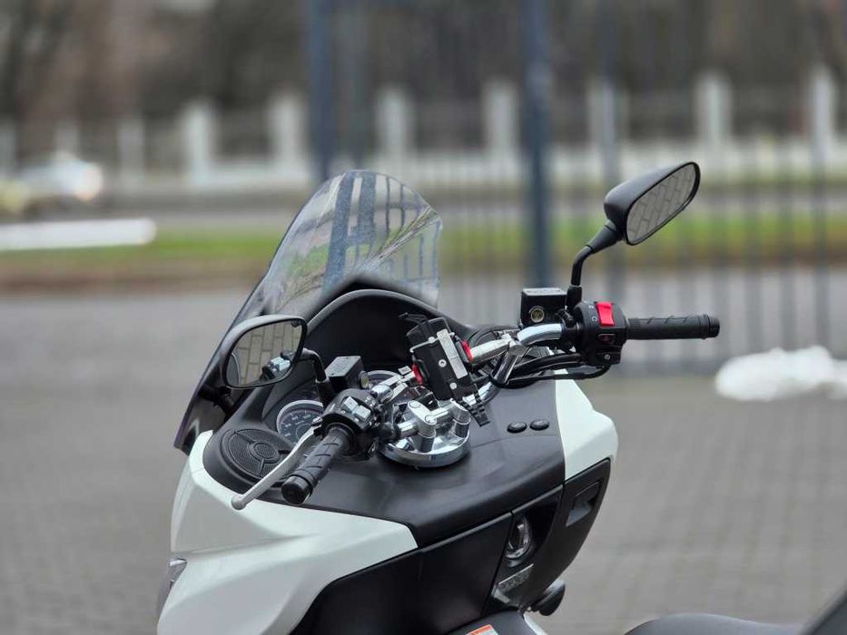 Макси-Скутер Honda Forza 250 только из Японии свежий завоз