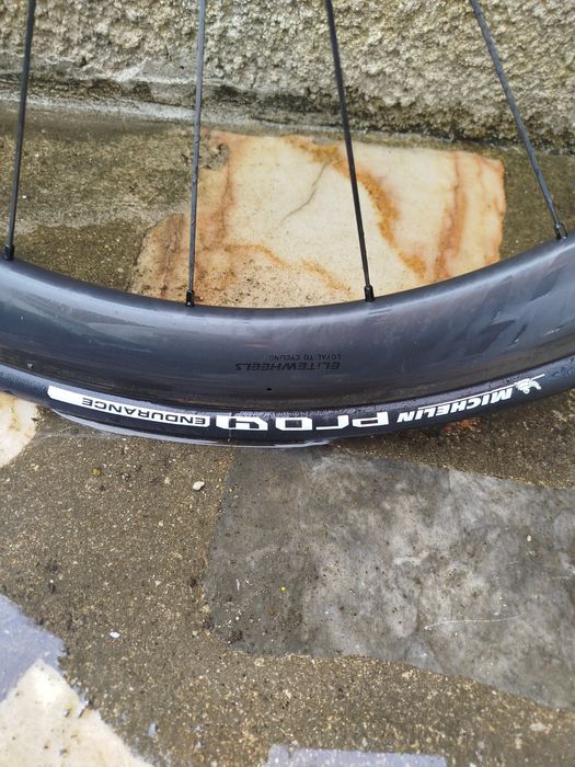 Rodas em carbono perfil 50