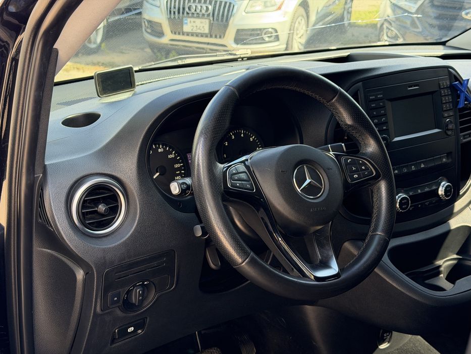 Mercedes Benz Metris