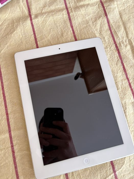 Продам Ipad 4 покоління