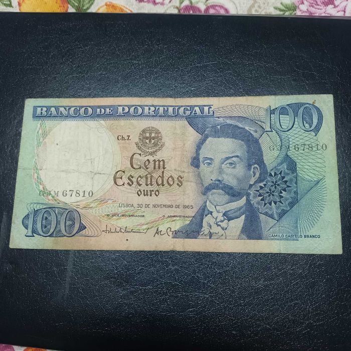 nota de 100 escudos República de Portugal