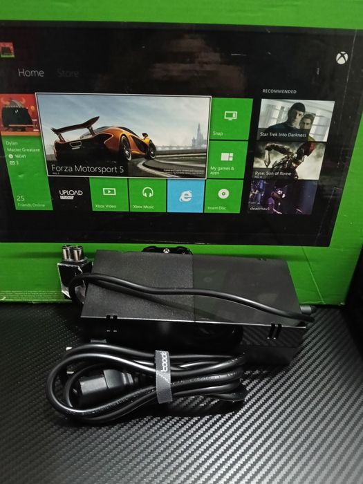 Xbox One + Caixa e comando original