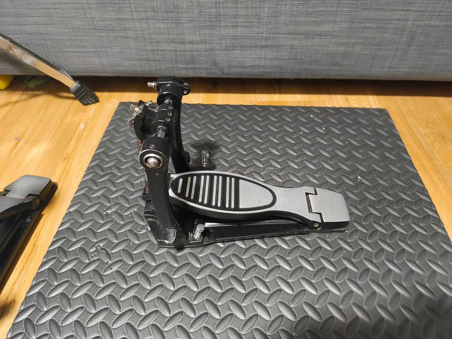 Pedal Duplo FAME (em Ótimo estado) (Para sair logo)