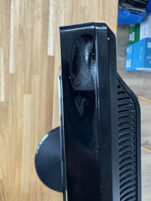 Monitor LCD ASUS 24”