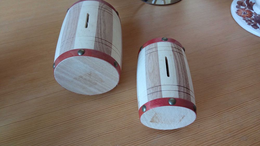 Skarbonki drewniane 2 sztuki - mniejsza i większa - nowe