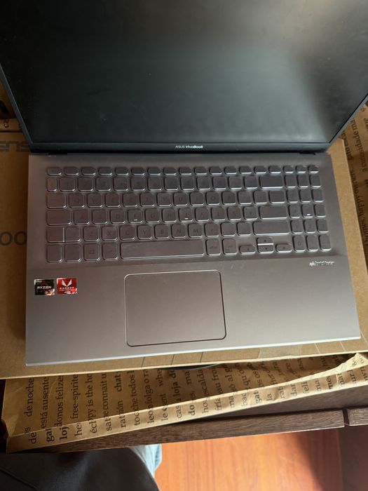Asus vivobook X512D