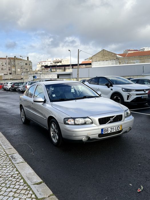 Volvo s60  2.4 diesel  em excelente estado