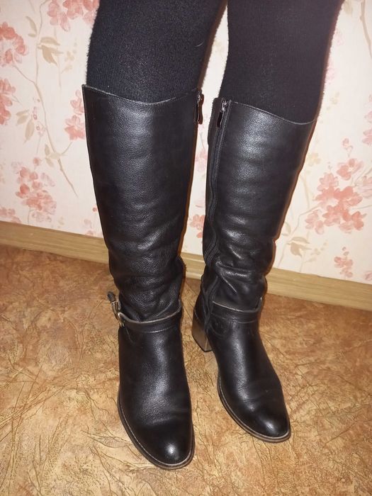 Продам чоботи 38 розмір (24,5 см)