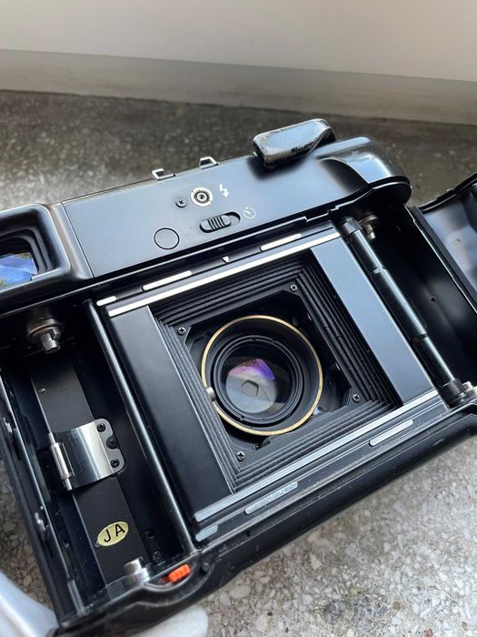 Aparat Mamiya 6 (75mm f/3.5) + torba Lowepro Inverse 100 AW