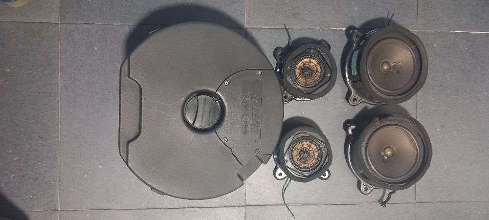 Bose-colunas e subwoofer w168