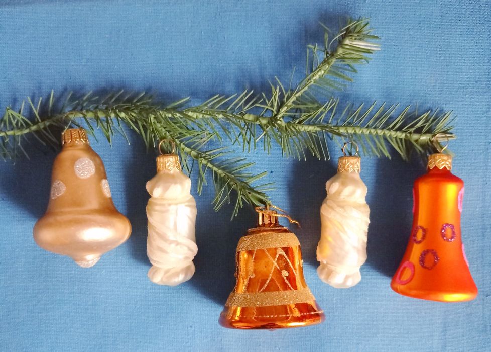 Новорічні іграшки