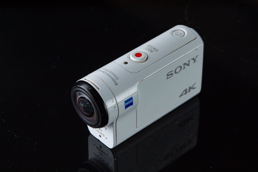 Sony x-3000 (4k video)