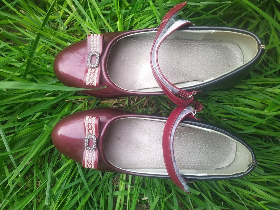 Продам туфлі дитячі для дівчинки одягали 3 рази