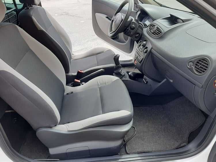 limpeza de interior e polimento de faróis