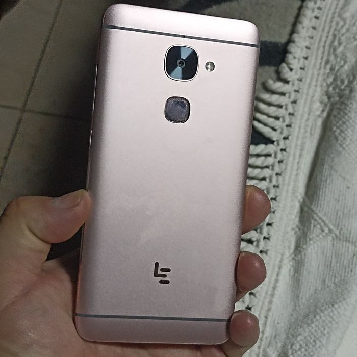 Smartphone LeEco dual sim de 32gigas armazenamento