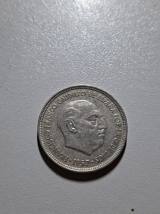 Moedas Raras de 5 pesetas -1957 e 1980/moedas  Two New Pences