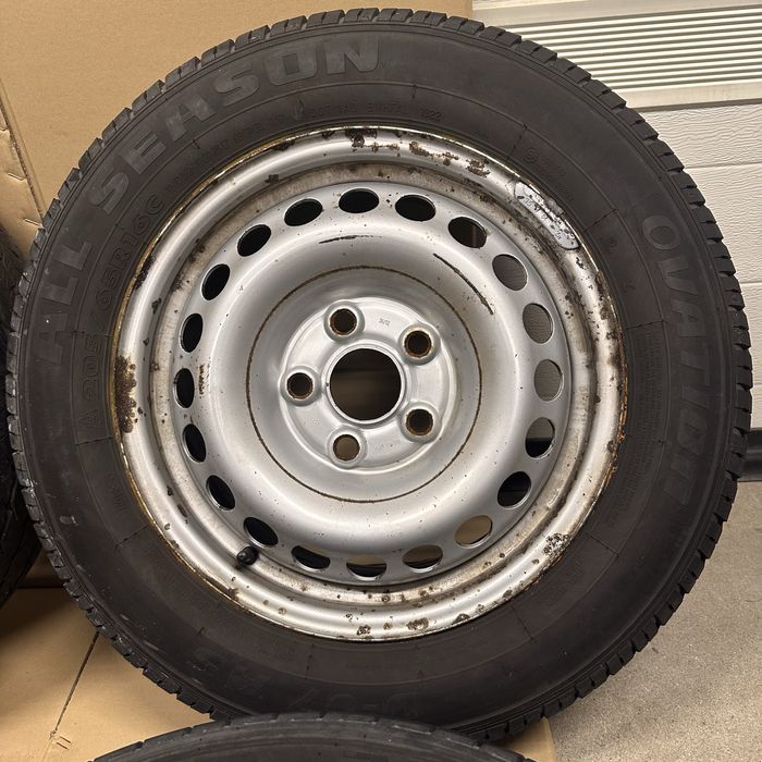 Felgi stalowe 16 VW Volkswagen T5 T6 5x120 ET51 wysyłka cena za komple