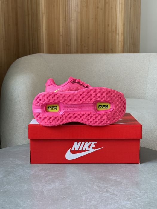 Nike Vomero Premium 'Hyper Pink'