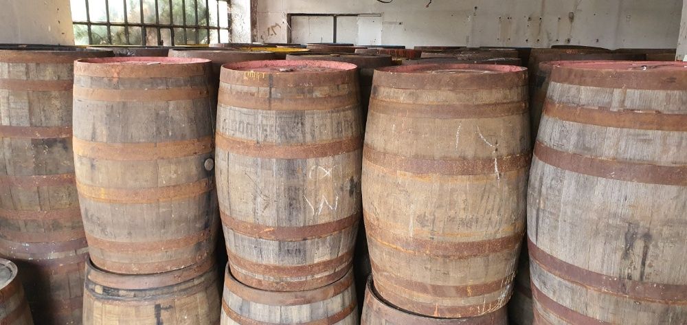 Beczka drewniana dębowa po whisky winie szczelna 200 litrów