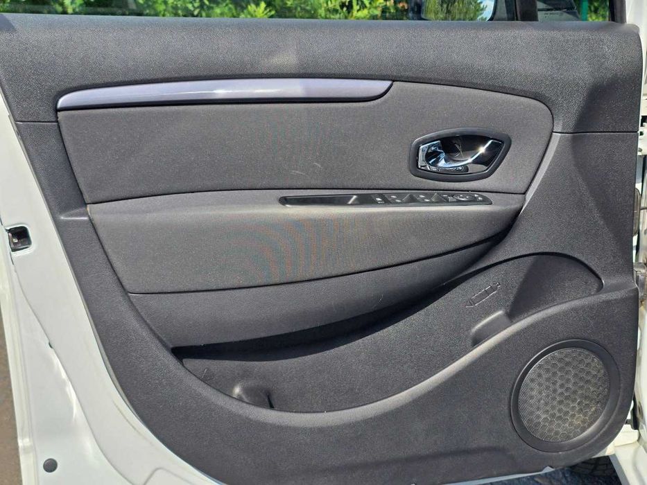 Продам  Renault Scenic 2015. Можна в розстрочку, під викуп.