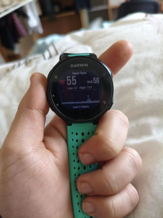 Garmin forerruner 235