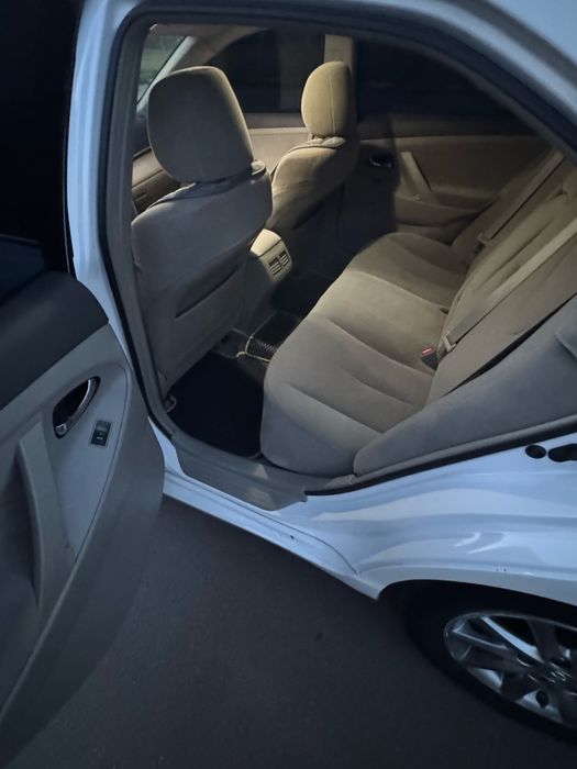 Toyota  Camry  HYBRID