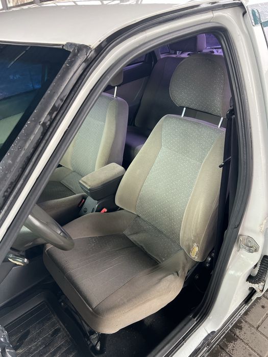 LADA priora Лада Пріора