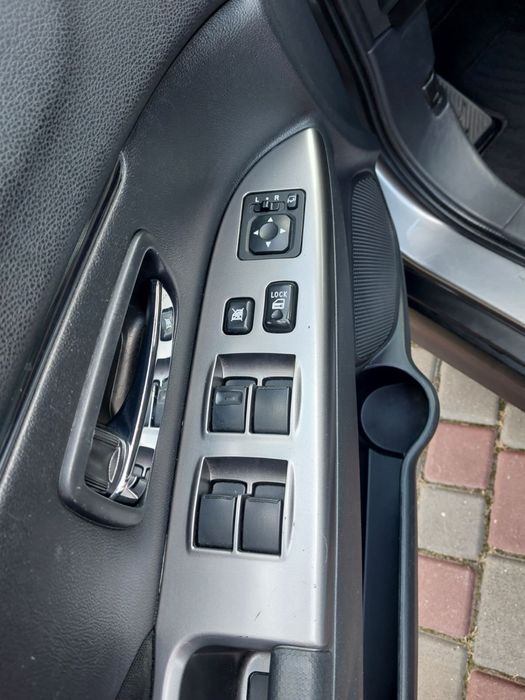 Продам MITSUBISHI OUTLANDER SPORT (ASX), 2019 ріку виробництва, з двигуном 2,0 бензин та  автоматичною коробкою перемикання передач (варіатор)