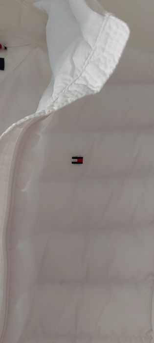 Biała kurtka Tommy Hilfiger