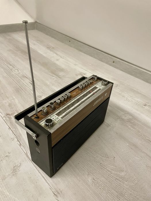 Radio turystyczne z prl Unitra Jowita 2