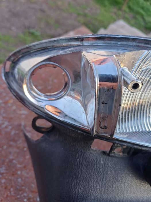 Запчастини на Скутер Фада 150 кубів(стоп сигнал з крилом)