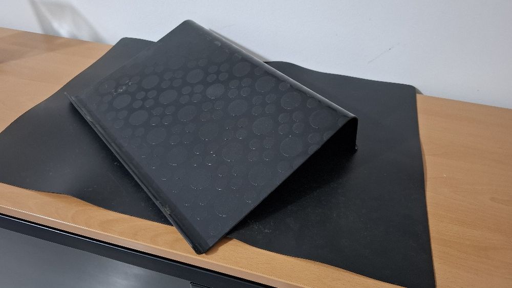 Mauser Pad e Suporte IKEA BRÄDA para portátil / tablet