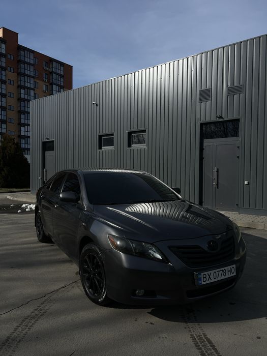 Продам Toyota Camry 40