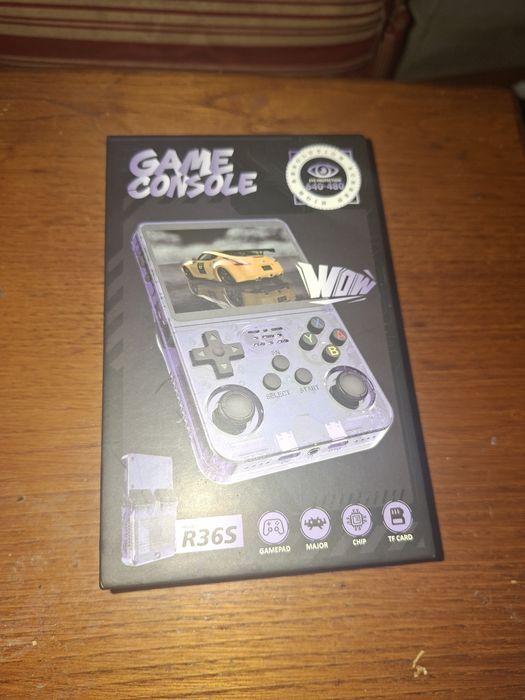 Vendo consola  game R36s