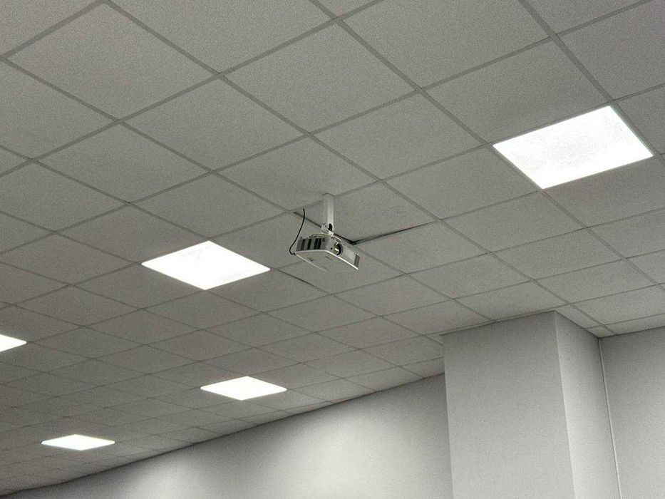 Оренда конференц залу Подол 200м2 , 650грн./м2 , 2500грн./год.