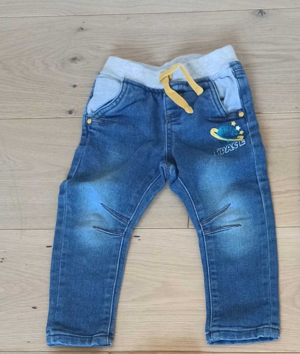 Zestaw: bluza moro i dżinsy, r.86-92