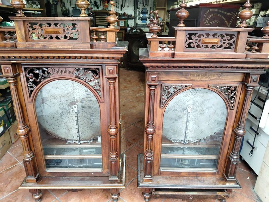 Polifon stojący  na monety (moneciak )