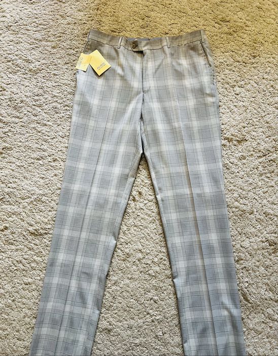 Новые  брюки Pal Zileri оригинал подиум  классика с бирками, Hugo Boss размер XL,XXL на  54,  56