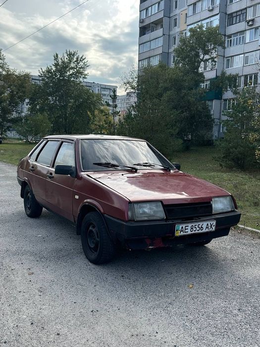 Продам 99 на полном ходу!