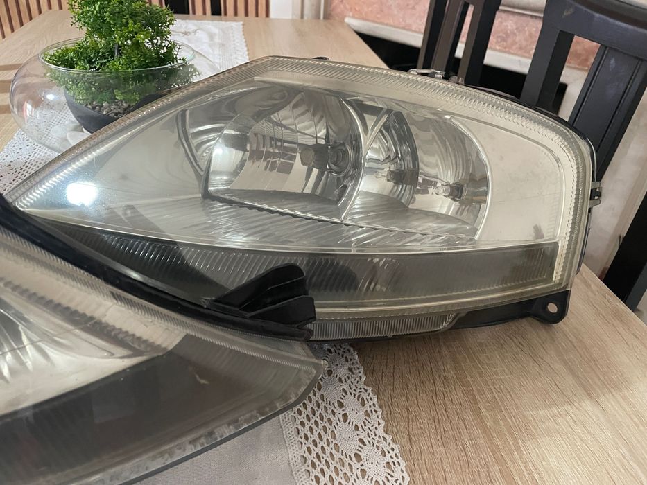 Faróis de carro