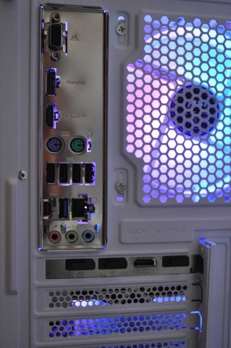 PC Gamer RTX4060 | i5 12400F | 16GB RAM | 1TB SSD