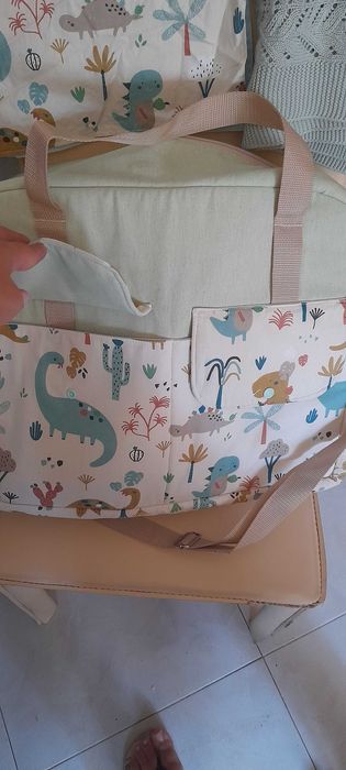 Mala de maternidade + tapa ovo + mantinha