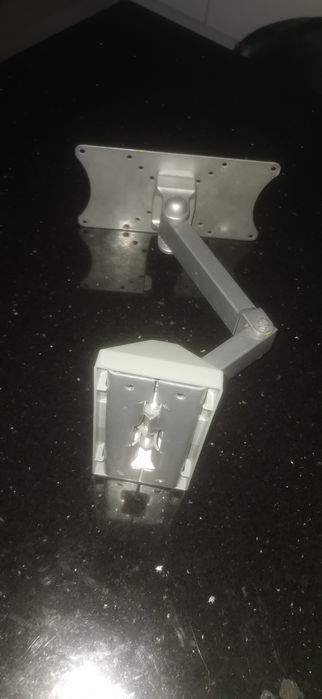 Uchwyt do telewizora lub monitora