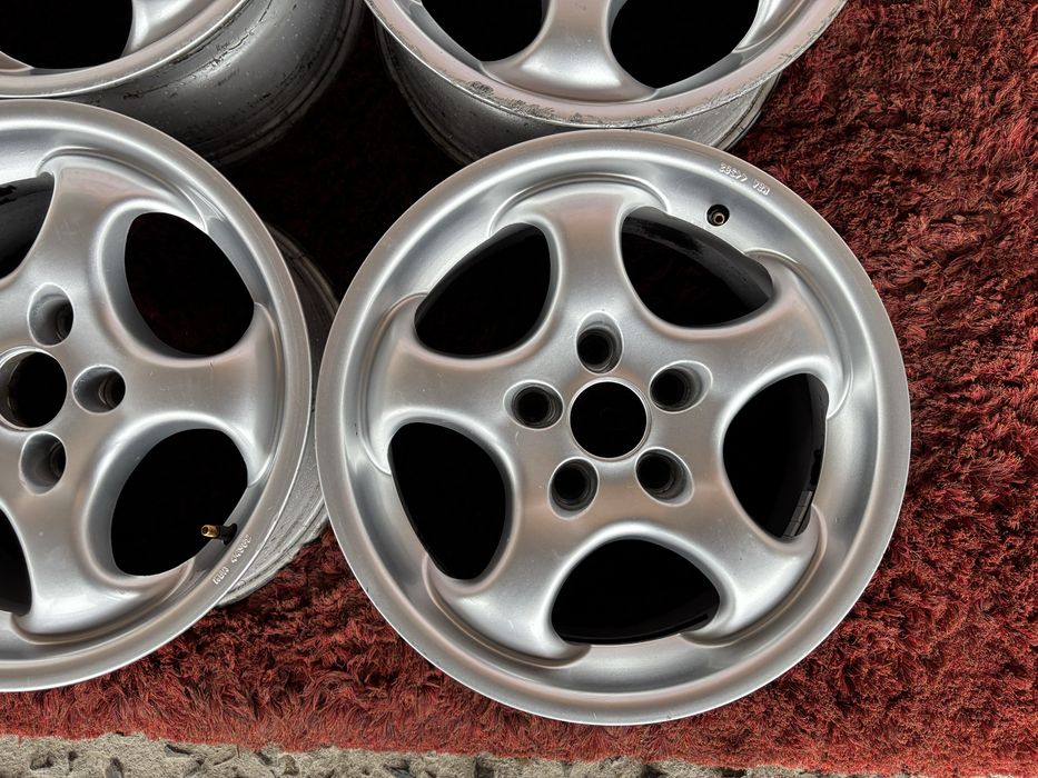 Opel Astra Vectra a b c Zafira Omega R15 5x110