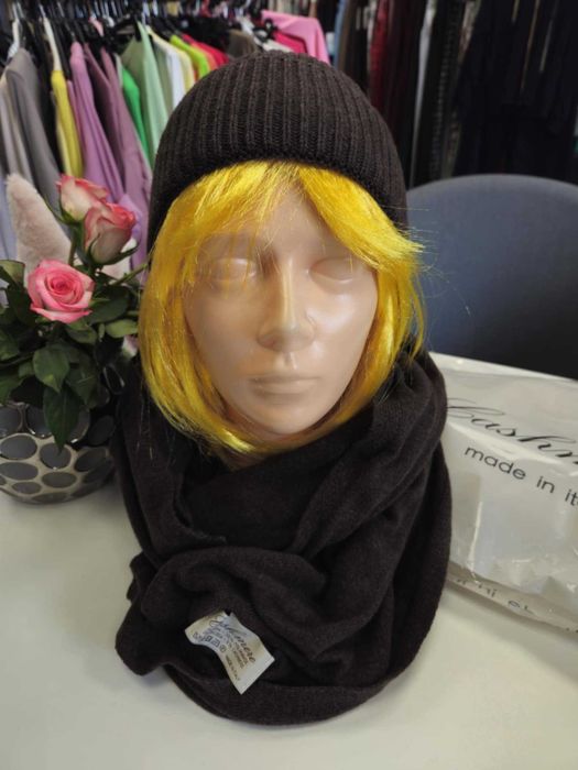 Komplet czapka i szalik czekolada r. Uni Italy, kaszmir !!!